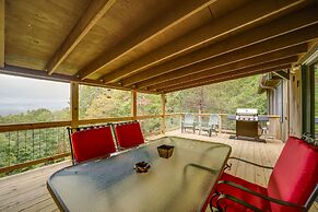 Robbinsville Vacation Rental w/ Covered Balcony