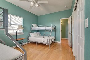 Waterfront Sargent Home w/ Kayaks & Boat Dock!