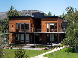 Luna Llena Dina Huapi