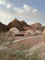 Luxury purple bubble tents