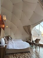 Luxury purple bubble tents