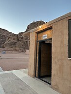 Luxury purple bubble tents