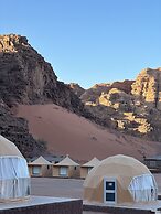 Luxury purple bubble tents