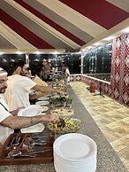 Luxury purple bubble tents