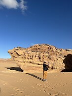 Luxury purple bubble tents