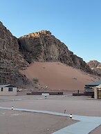 Luxury purple bubble tents