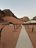 Luxury purple bubble tents