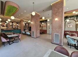 Hotel Aross