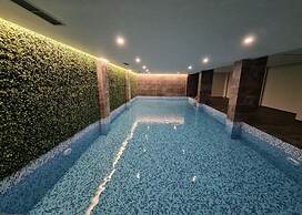 Hotel Aross