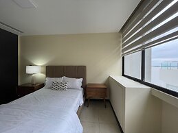 Santa Ana Guayaquil Lux Coliving Ecuador