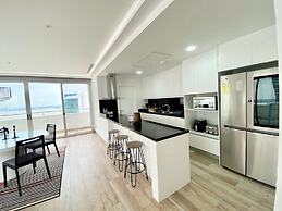 Santa Ana Guayaquil Lux Coliving Ecuador