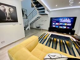 Santa Ana Guayaquil Lux Coliving Ecuador