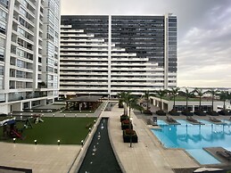 Santa Ana Guayaquil Lux Coliving Ecuador