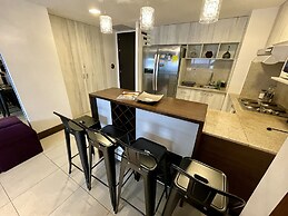 Santa Ana Guayaquil Lux Coliving Ecuador