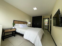 Santa Ana Guayaquil Lux Coliving Ecuador