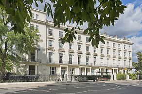 Spacious Studio Suite Near Regents Park