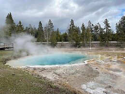 Cobblestone Hotel & Suites - Alpine