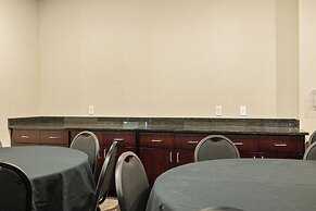 Cobblestone Hotel & Suites - Alpine