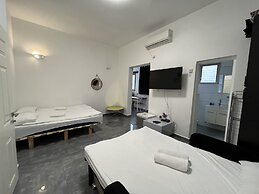 Ha-Yarkon Thirty Nine