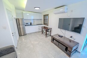 Ha-Yarkon Thirty Nine