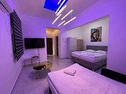 Ha-Yarkon Thirty Nine