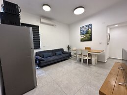 Ha-Yarkon Thirty Nine