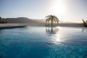 SARAH RESORT VILLA UMI