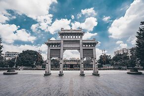 Echarm PLUS International Hotel Zhujiang New Town Wuyangcun Metro Stat