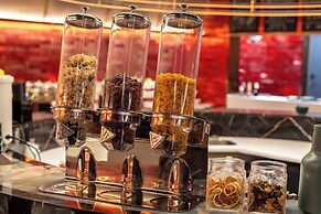 Echarm PLUS International Hotel Zhujiang New Town Wuyangcun Metro Stat