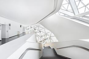 Echarm PLUS International Hotel Zhujiang New Town Wuyangcun Metro Stat