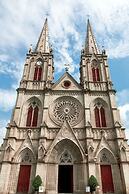 Echarm PLUS International Hotel Zhujiang New Town Wuyangcun Metro Stat