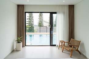 Sunrise City View Villa 9 Bedrooms with a Heated Private Swimming Pool