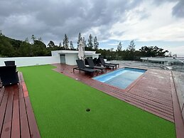 Twin Sands Resort Penthouse