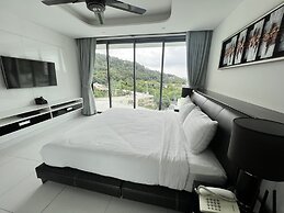 Twin Sands Resort Penthouse