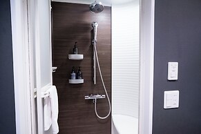 WAYFARER Shinsaibashi