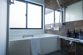 WAYFARER Shinsaibashi