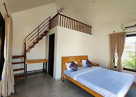 Shrubbery Palms Resort