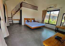 Shrubbery Palms Resort