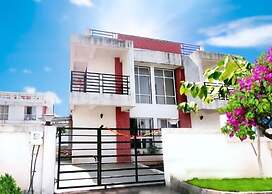 Shrubbery Palms Resort