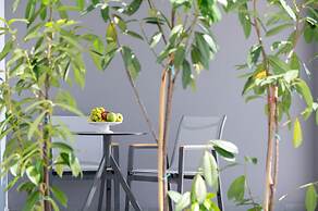 Calives Premium Stay