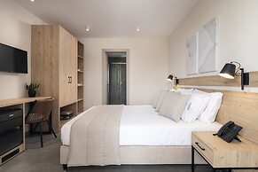 Calives Premium Stay