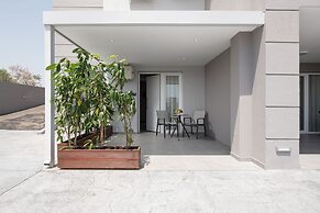 Calives Premium Stay