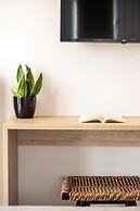 Calives Premium Stay