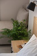 Calives Premium Stay