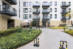 Lux 3 Bedroom Flat by Renters Prestige