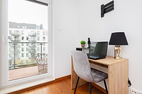 Lux 3 Bedroom Flat by Renters Prestige