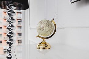 Lux 3 Bedroom Flat by Renters Prestige