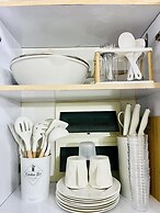 Relaxing 2-bed Apartment in Mandaluyong