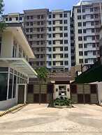 Relaxing 2-bed Apartment in Mandaluyong