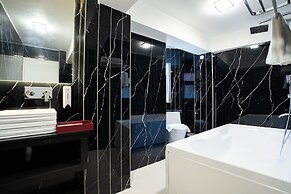 The West Gate Posada By Summit